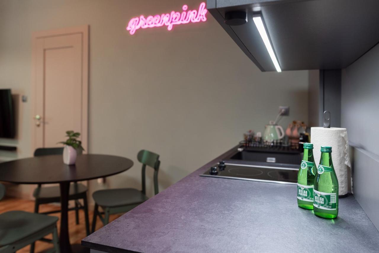 W12 Home Station - Apartement Greenpink Zielona Góra Kültér fotó