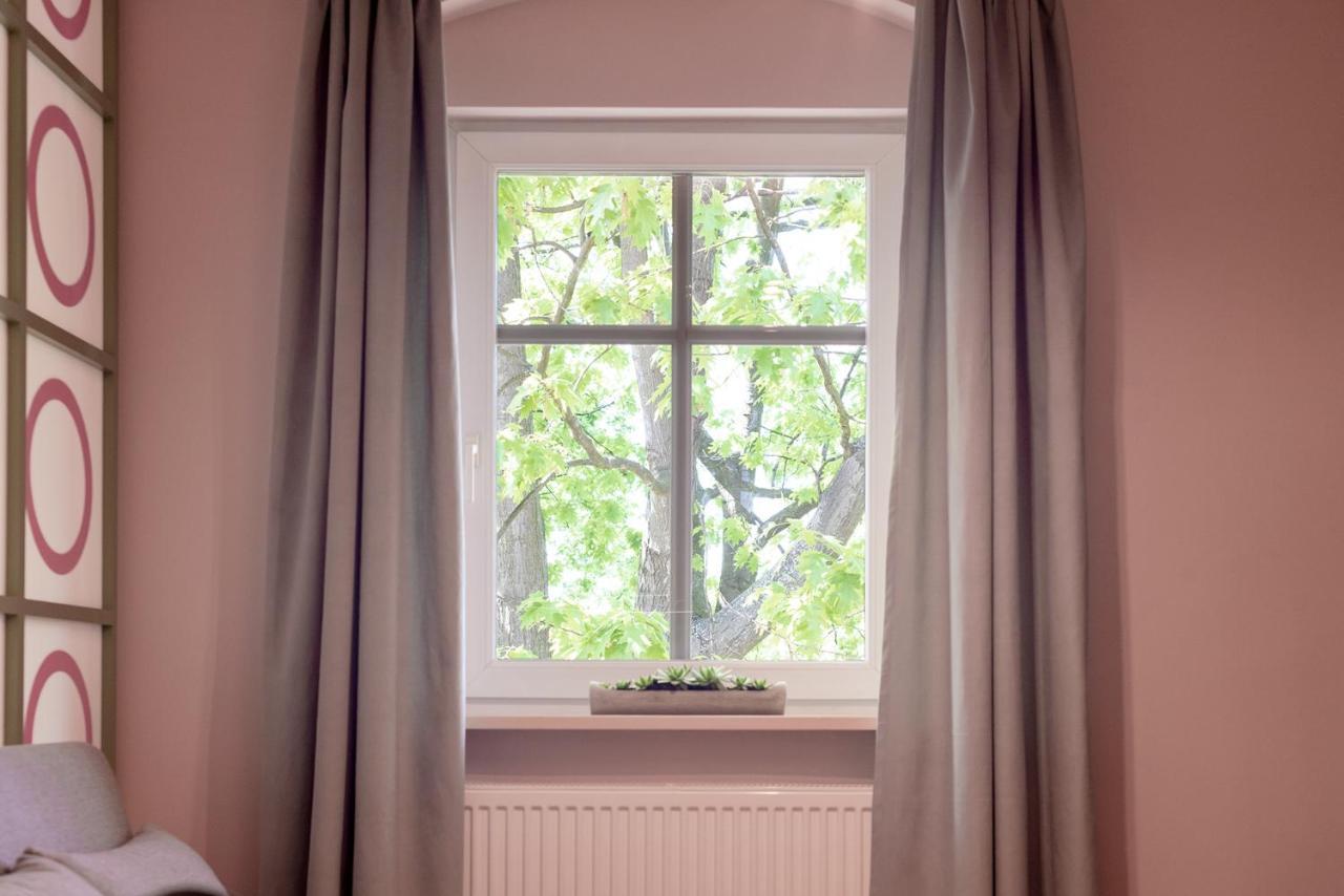 W12 Home Station - Apartement Greenpink Zielona Góra Kültér fotó